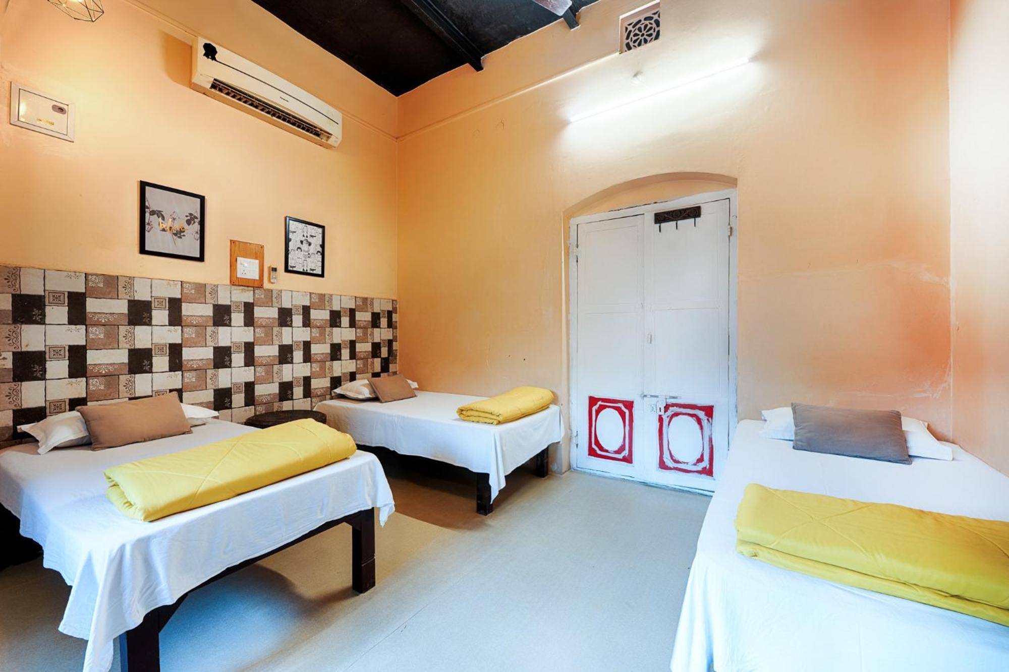 International Travellers' Hostel By Ith Stays Varanasi Quarto foto